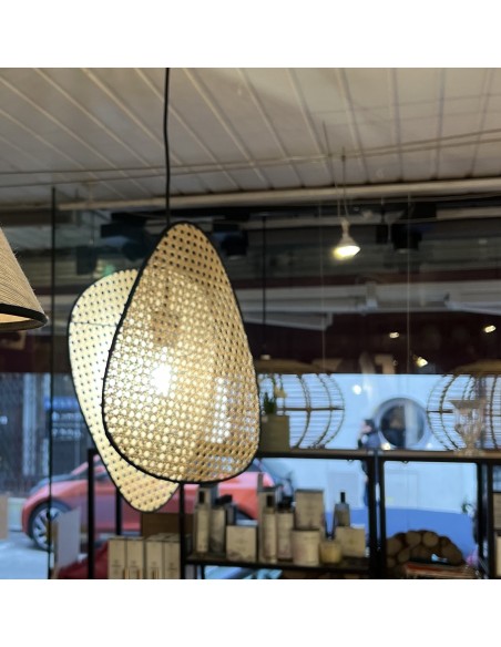 Suspension Screen XS Market Set en métal peint et 2 écrans en cannage naturel.