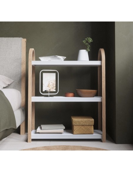 Etagère basse autoportante à poser trois niveaux blanc et bois naturel Bellwood de Umbra