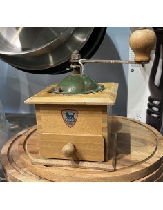 Authentique Moulin Peugeot frères - bois clair et vert foncé - vintage brocante 2