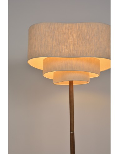 Lampadaire Pebble de Market base en métal brossé et bois teinté et 3 abat-jours en tissu coloris crème